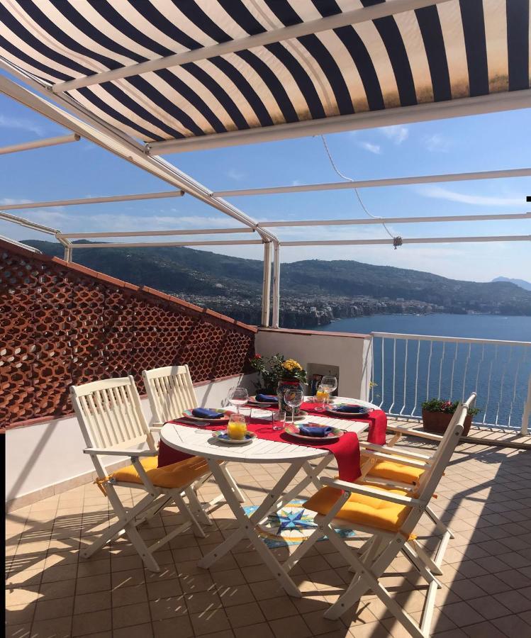 Bella Vista House-Sorrento Coast - Free Parking-Solarium Apartment Vico Equense Exterior photo