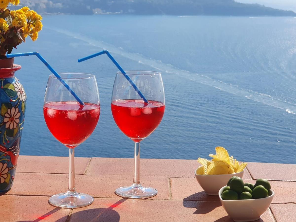 Bella Vista House-Sorrento Coast - Free Parking-Solarium Apartment Vico Equense Exterior photo